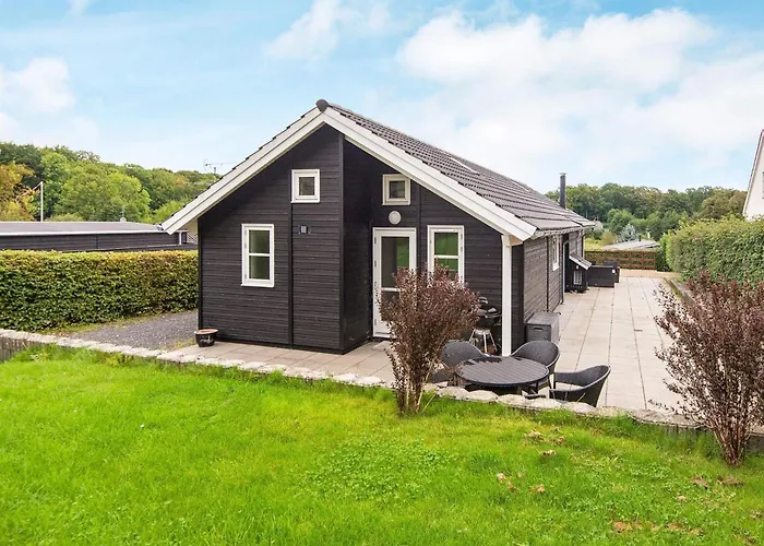 Bright Family By Kelstrup *